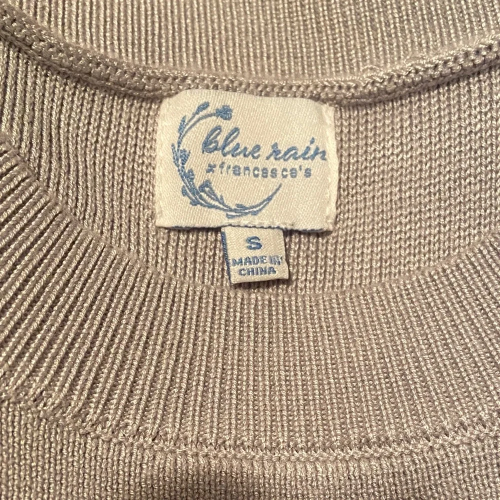 Blue Rain Francesca’s Women's Beige Crew Neck Sweater Vest Size Small